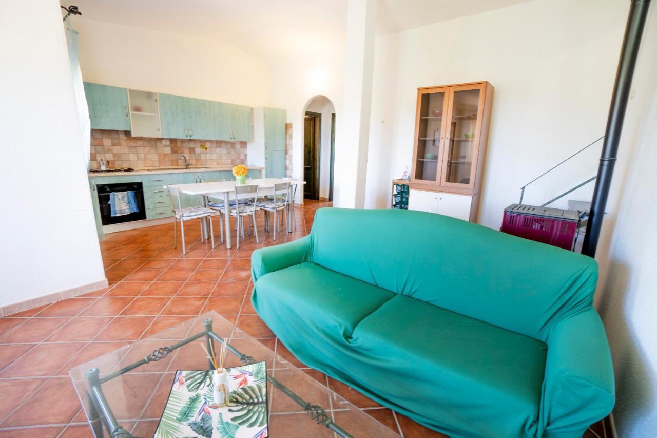 Domus Maiori Lt - Pms Casevacanze Budoni Bagian luar foto