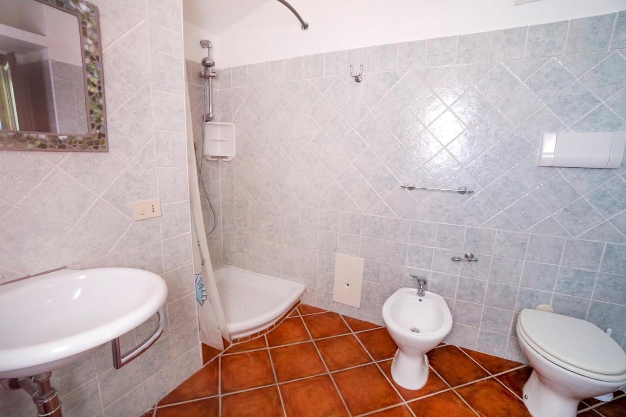 Domus Maiori Lt - Pms Casevacanze Budoni Bagian luar foto